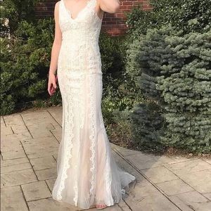 Ivory/nude prom dress